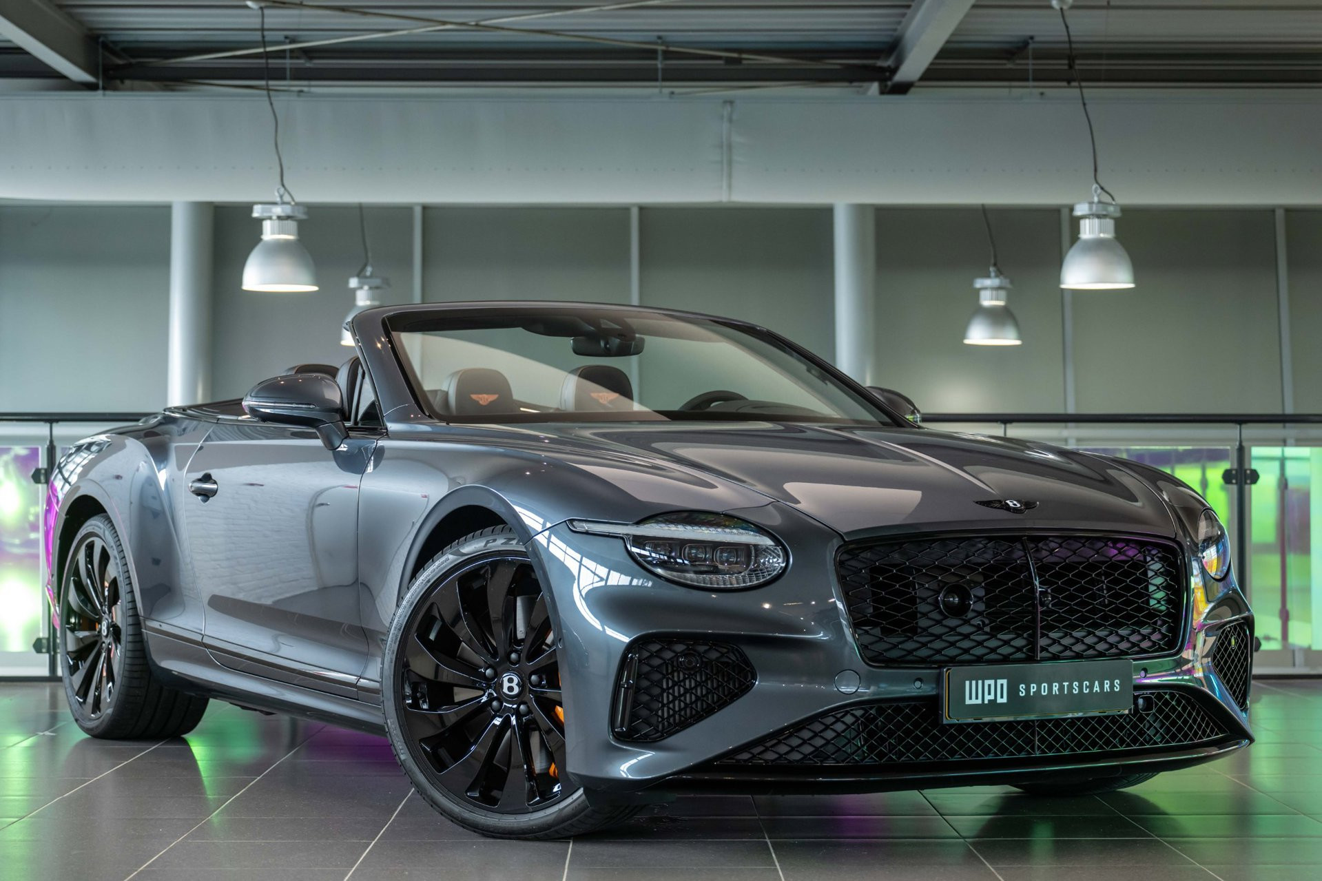 Bentley Continental GTC 4.0 V8 Hybrid
